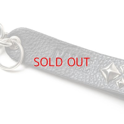 画像2: CALEE  STUDS LEATHER FLAT KEY RING