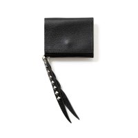 CALEE PLANE LEATHER MULTI WALLET ＜STUDS CHARM＞