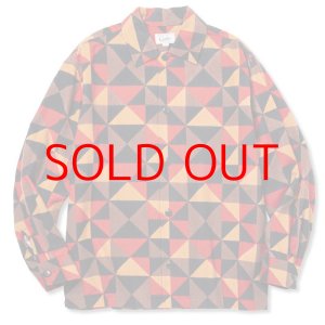 画像: SALE  40%OFF Geometric pattern over silhouette L/S shirt